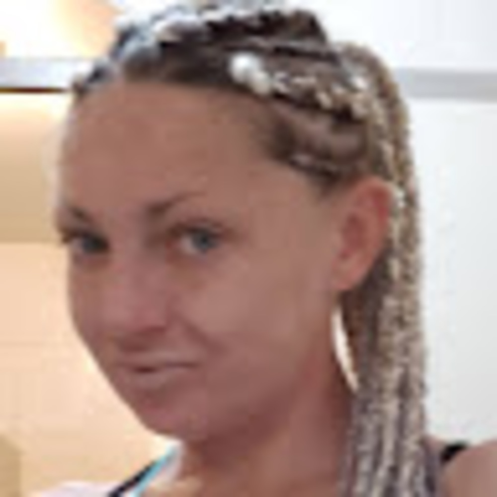 Meet your Posher, Pamela